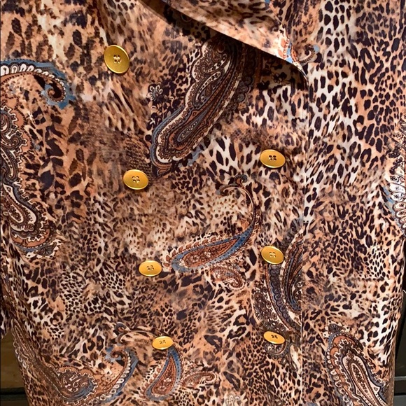 Gorgeous trench coat - Picture 8 of 12